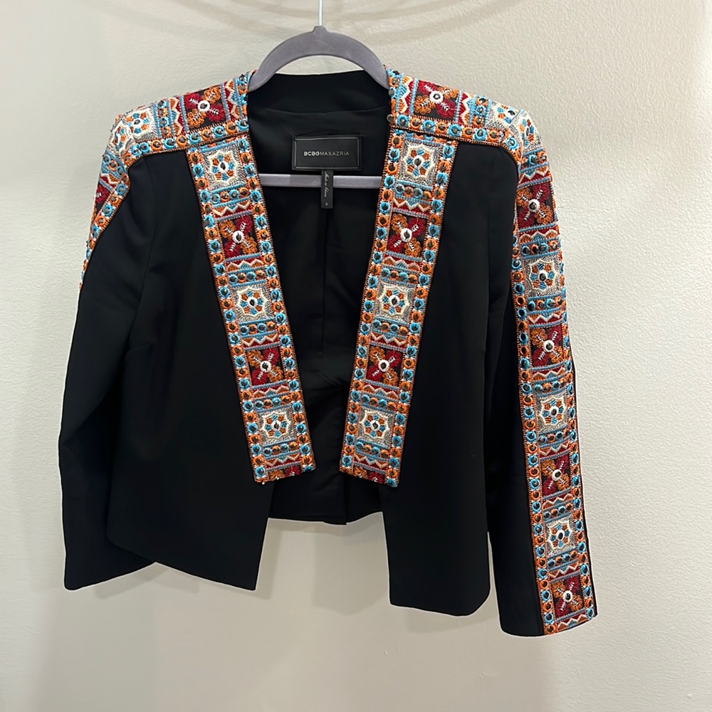 BCBG Embroidered & Studded Cropped Blazer. Size Small. Worn once.